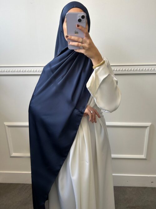 Hijab en Satin bleu marine - 19