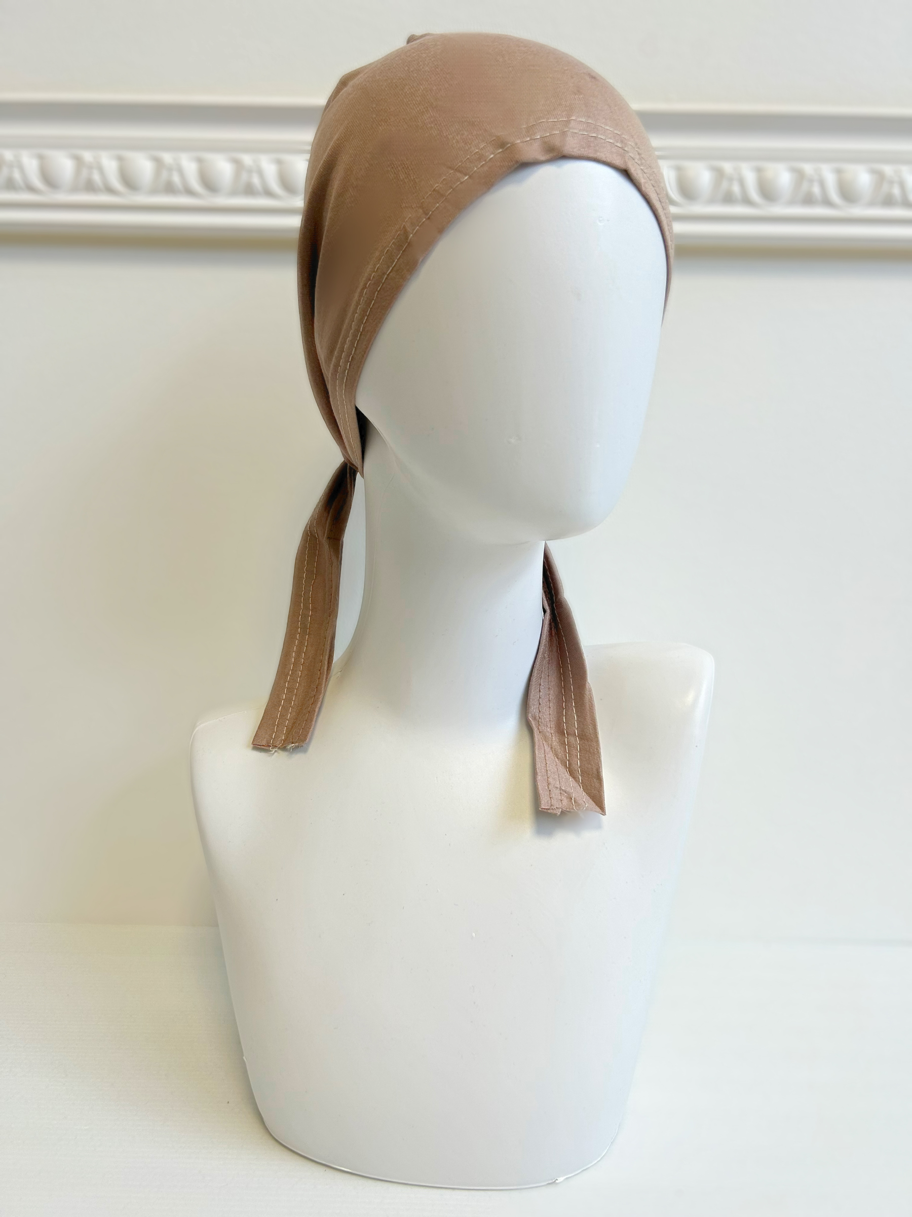bandeau sous hijab à nouer taupe