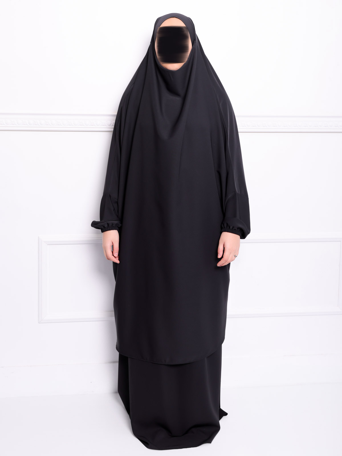 Jilbab soie de médine noir.