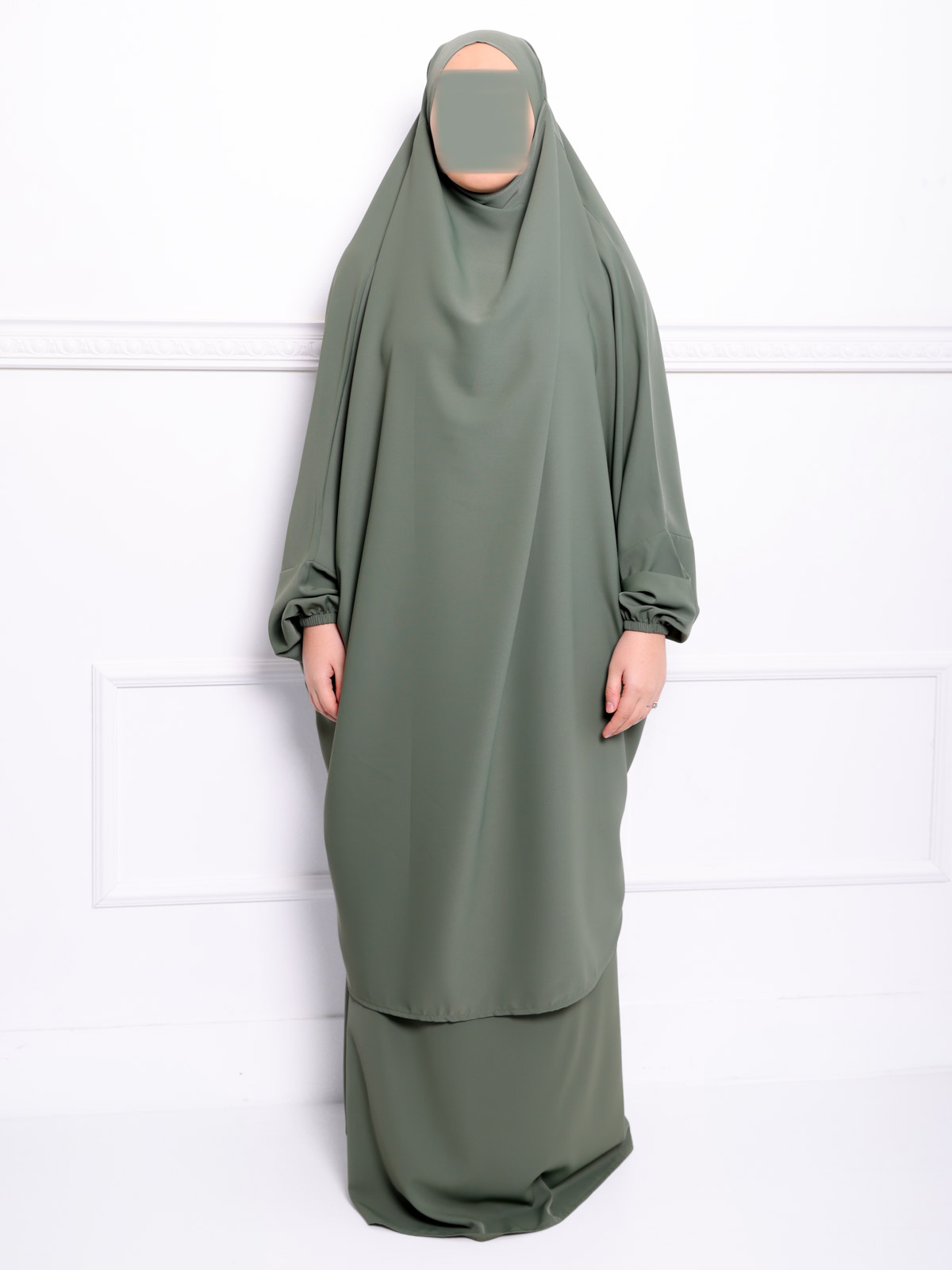 Jilbab soie de médine vert kaki.