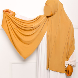 ocre 66 qt 70
