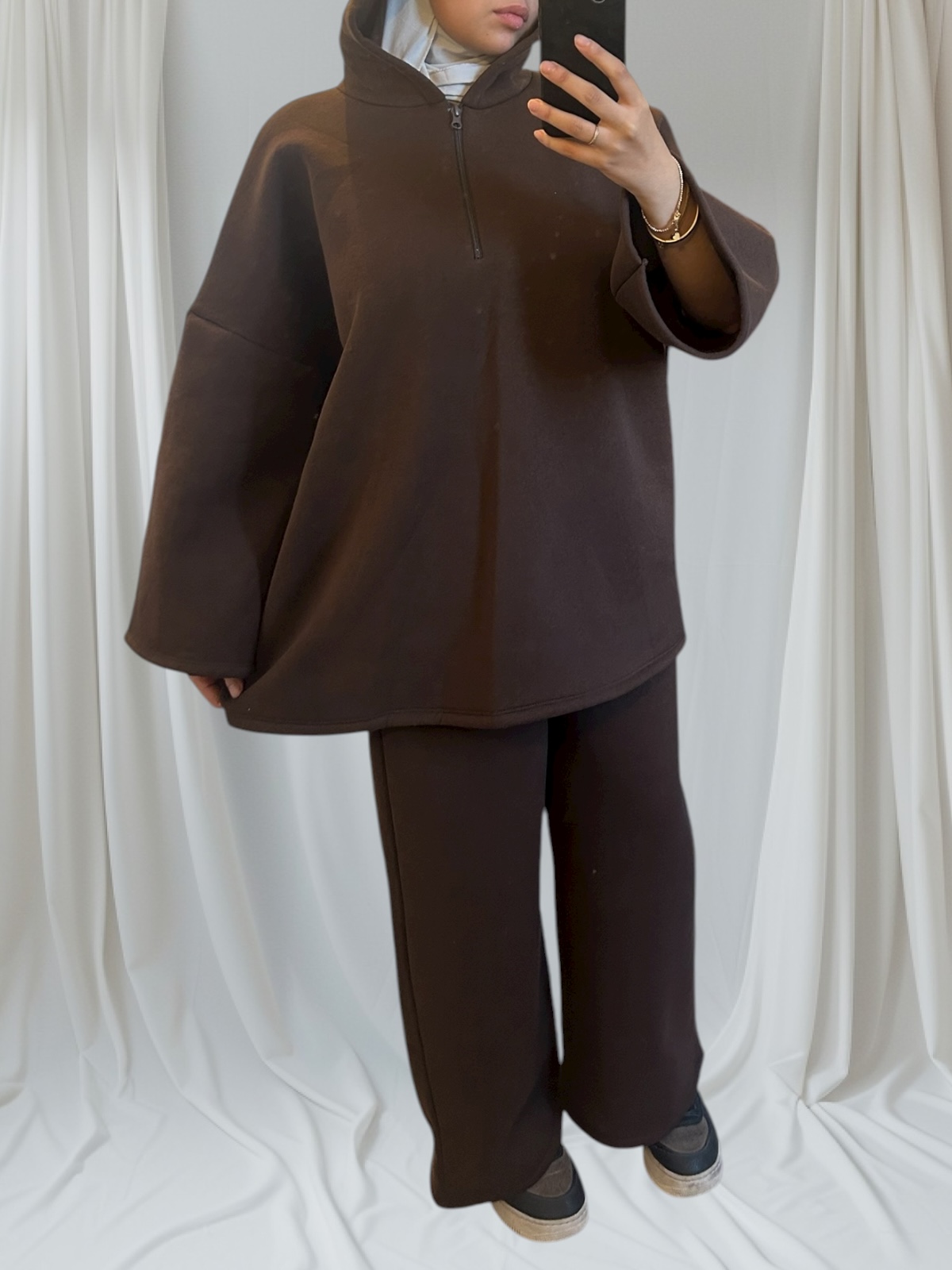 Ensemble sportswear épais à capuche qualité premium – Image 10
