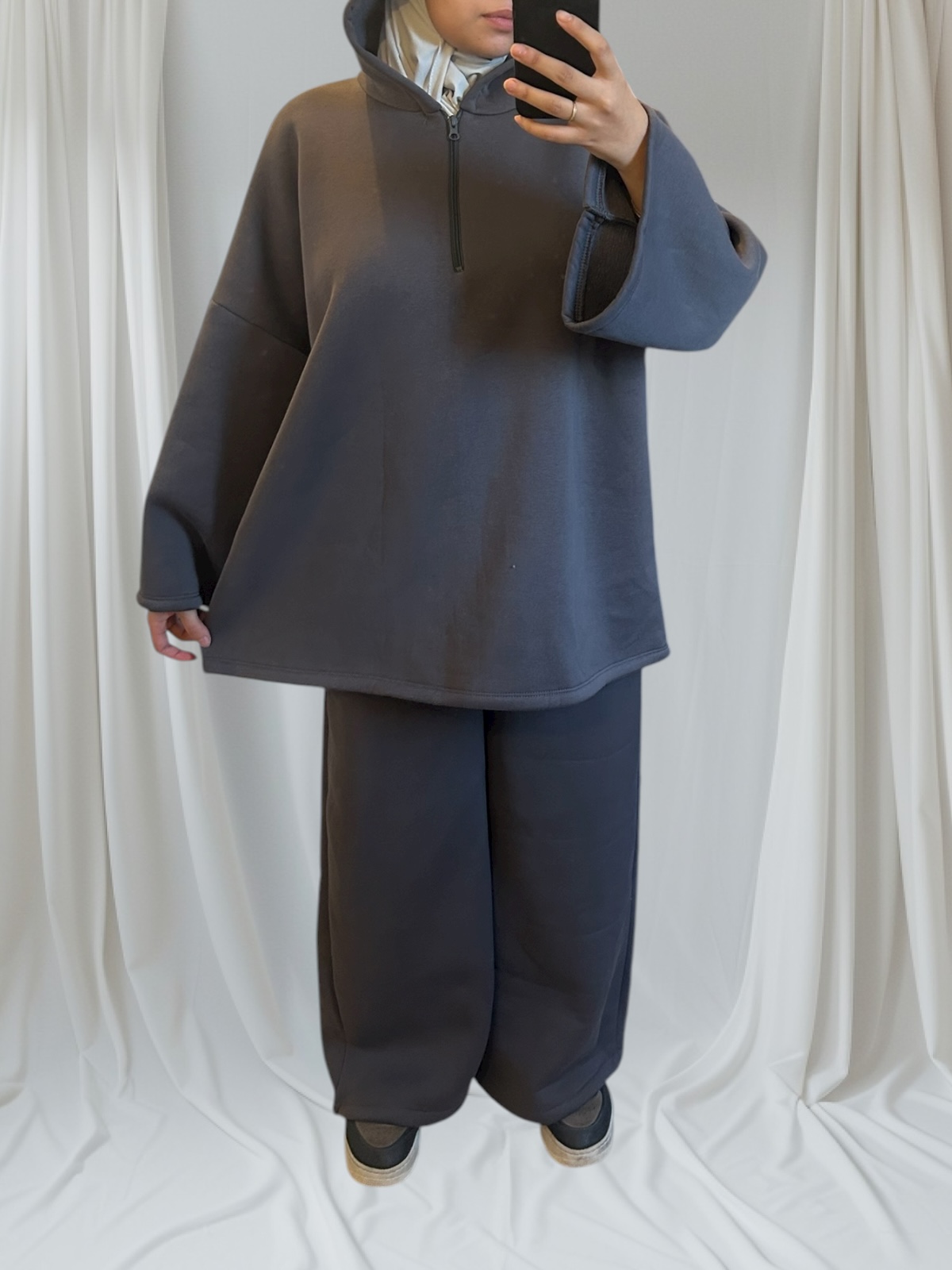 Ensemble sportswear épais à capuche qualité premium – Image 16