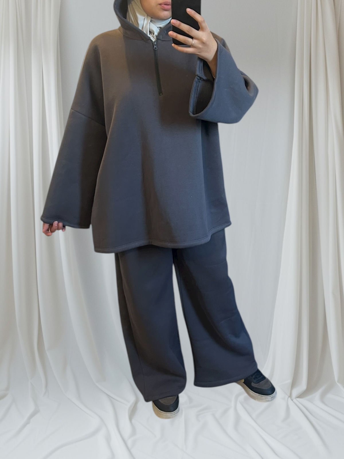 Ensemble sportswear épais à capuche qualité premium – Image 13