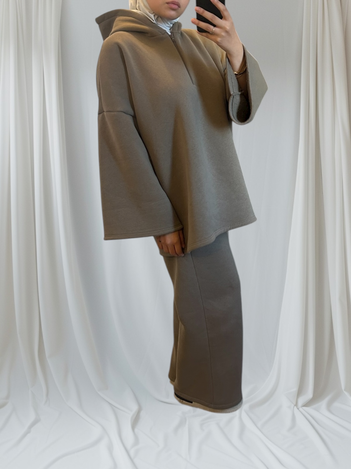 Ensemble sportswear épais à capuche qualité premium – Image 1